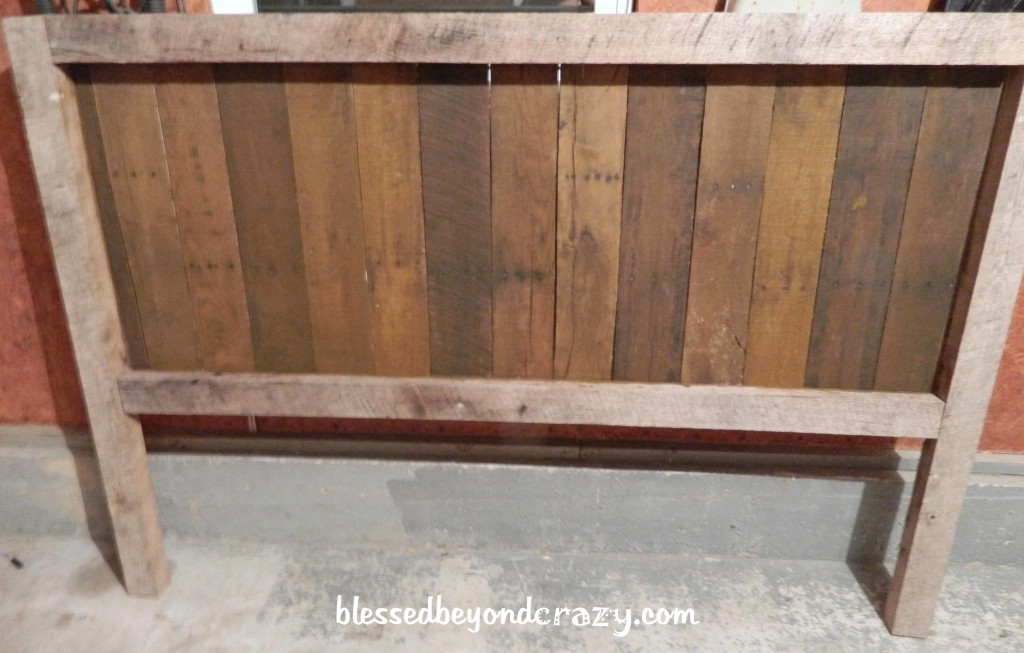 pallet headboard