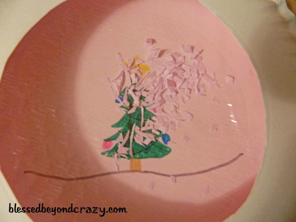 paper plate snow globe