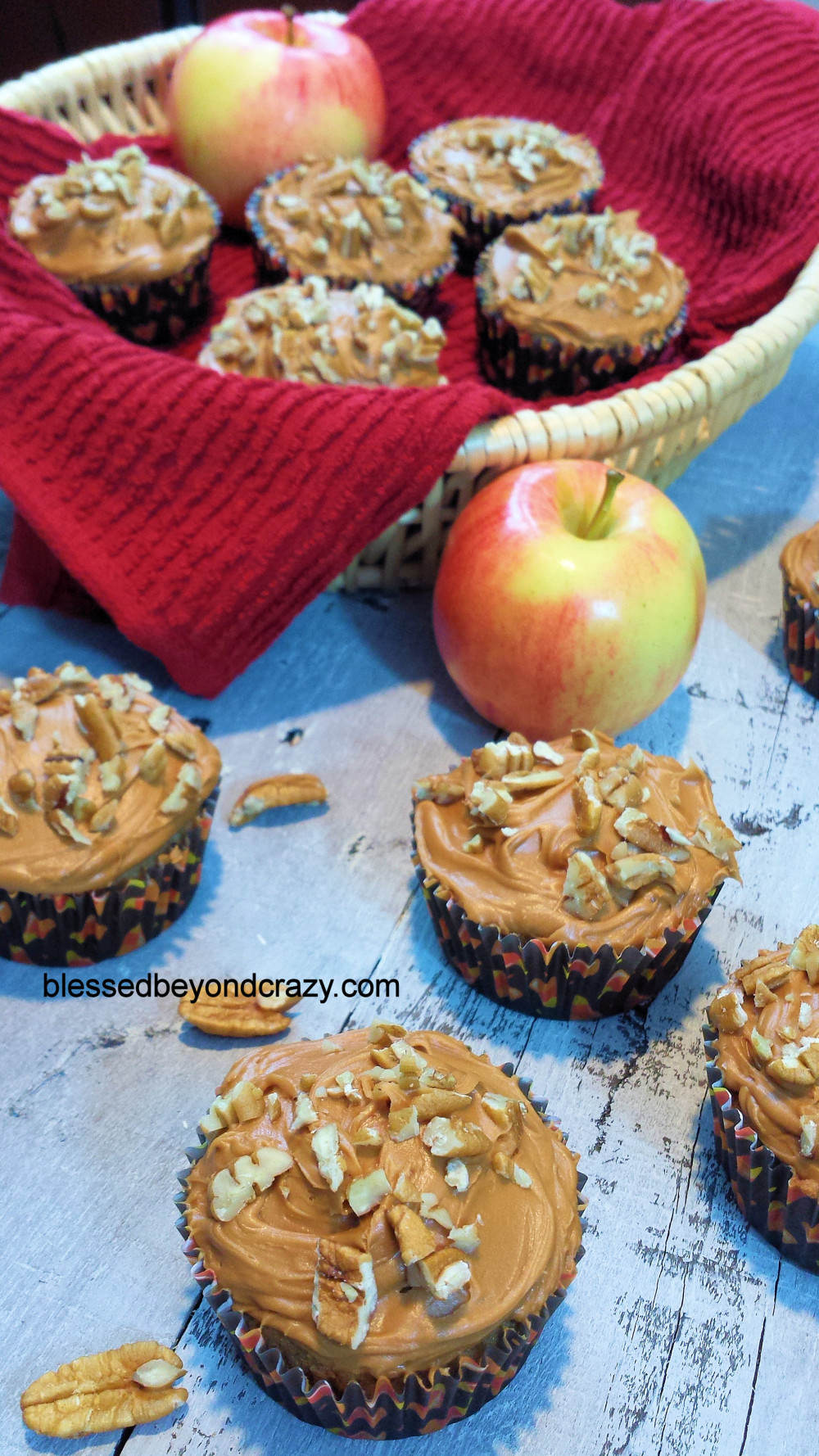 Spiced Applesauce pecan Cupcakes 6