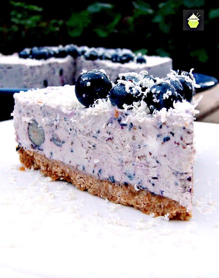 Blueberry-and-White-Chocolate-Cheesecake6