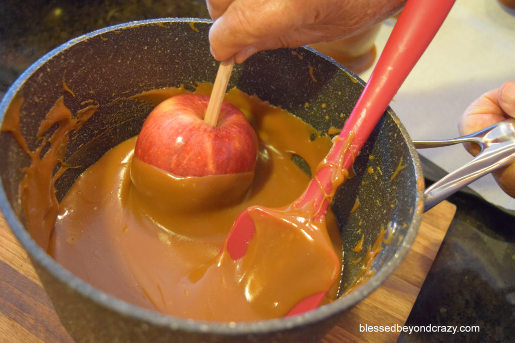 Old Fashioned Double Dipped Caramel Apples 4