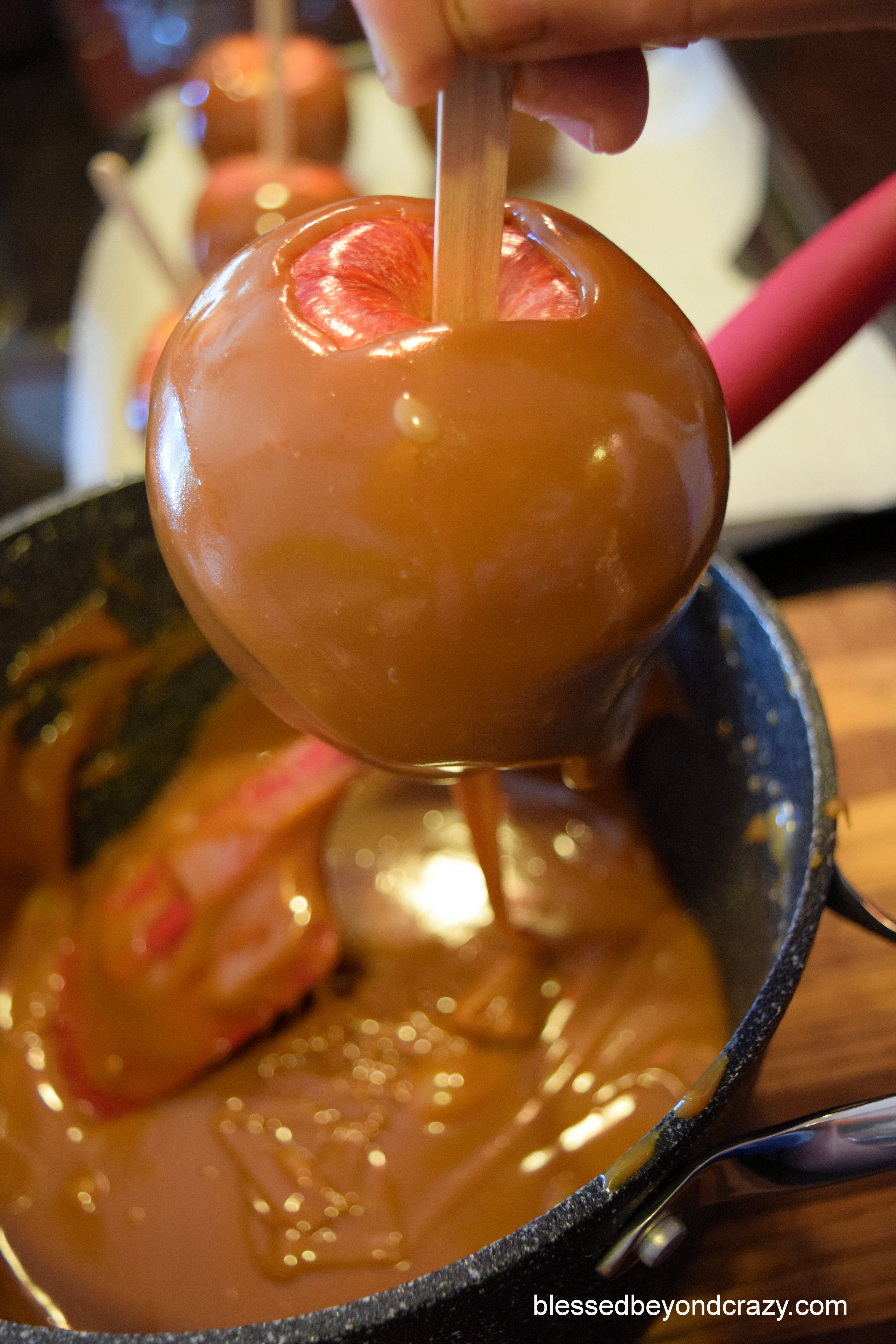 Tips for Perfect Homemade Caramel Apples - Adventures of a DIY Mom