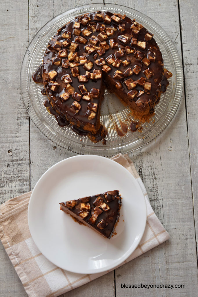 Snickers Cheesecake 9
