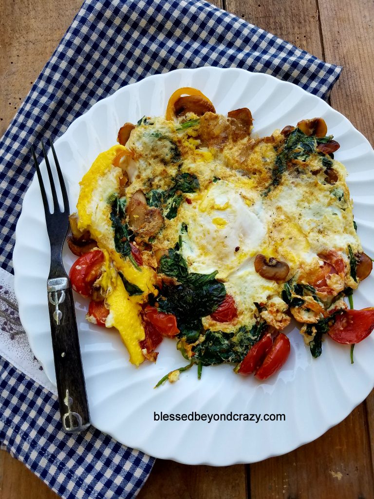 Quick and Healthy Egg and Veggie Skillet Breakfast