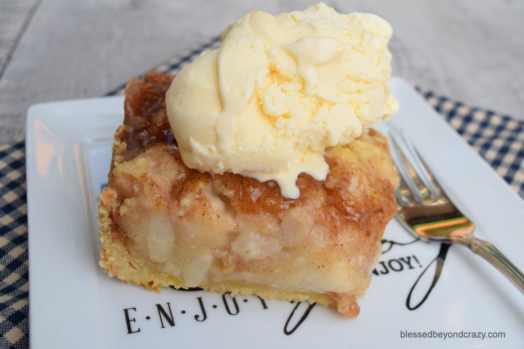 Old-Fashioned Pear Brown Betty