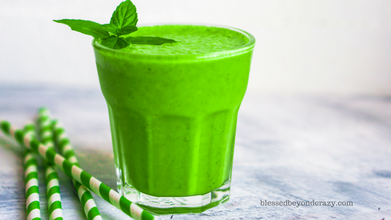 Pineapple Mint Cilantro Smoothie