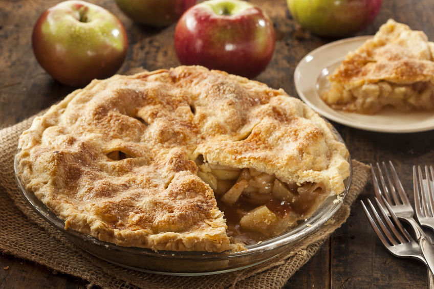 Best Old Fashioned Apple Pie Recipe - The Gracious Wife