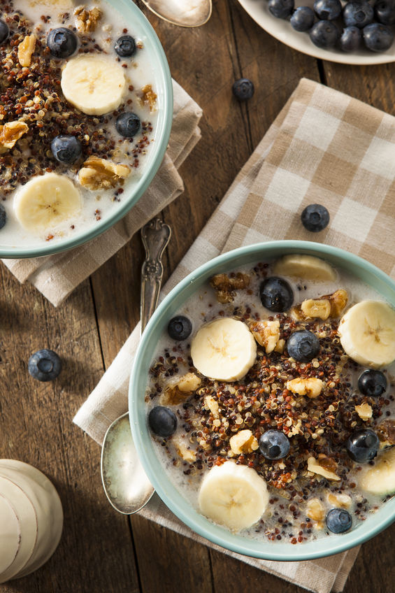 Healthy Quinoa Breakfast Bowls