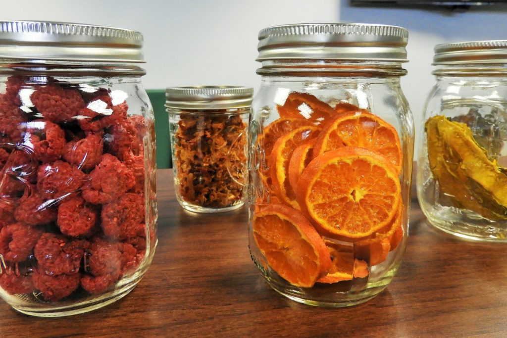 Home Canning: Preserving Food the Old-Fashioned Way – Mother Earth