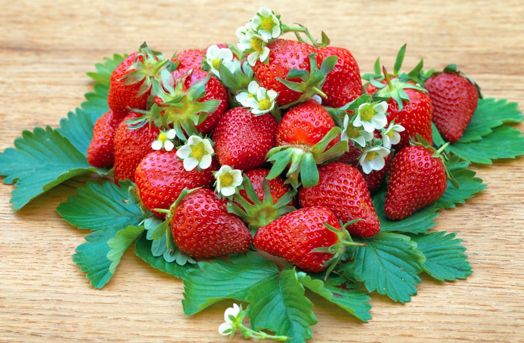 Strawberry Pink Chia Pudding