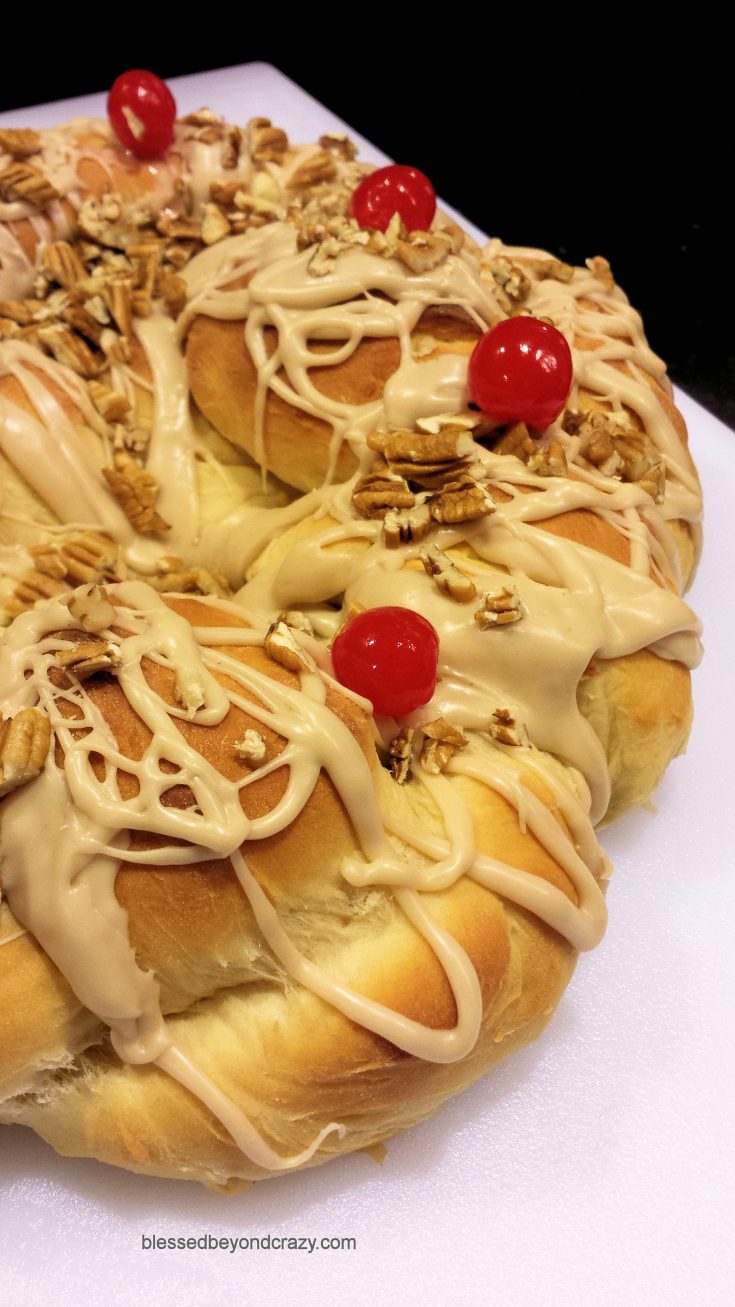 Holiday Braided Bread Ring