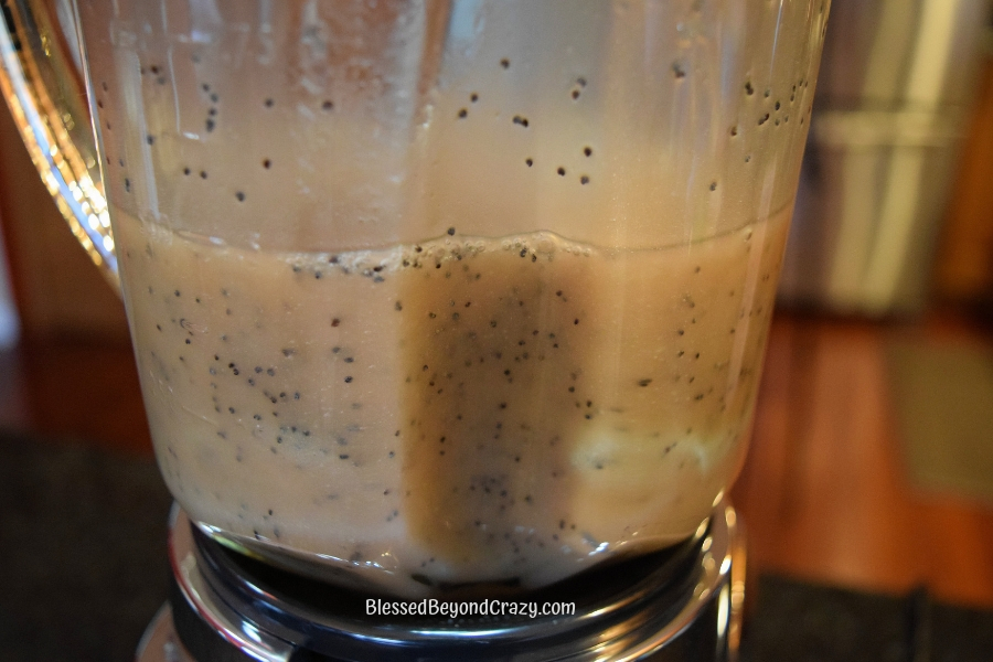 Close up of Pomegranate Vinaigrette Poppy Seed 