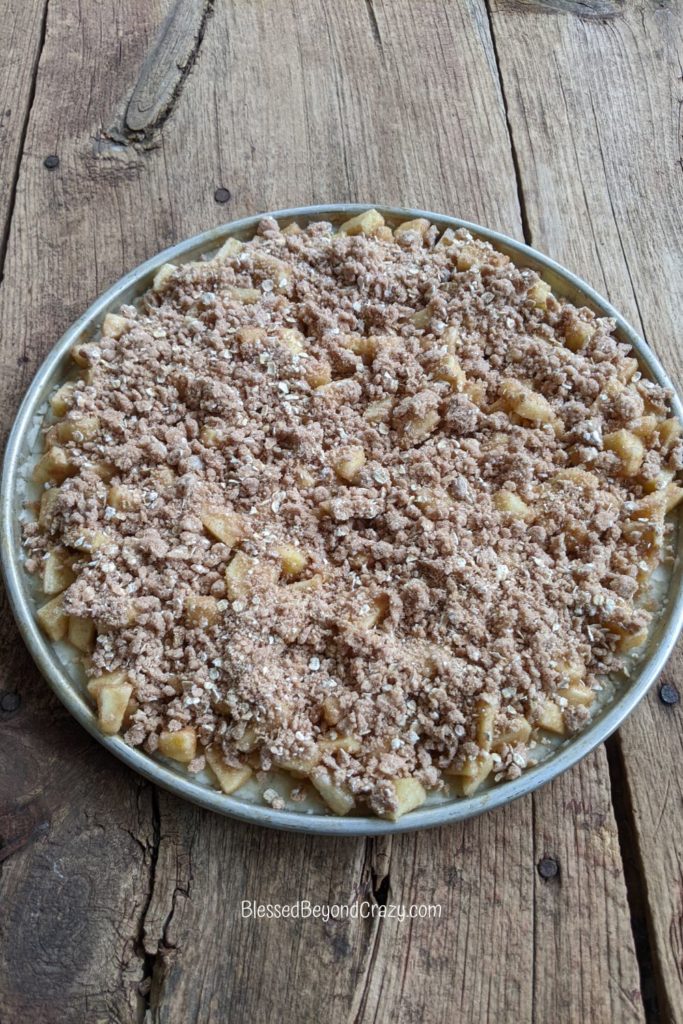 Crumble Topping for caramel apple pecan dessert pizza