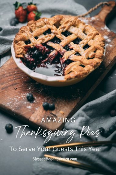 Pinterest image of blueberry pie ready to serve at Thanksgiving