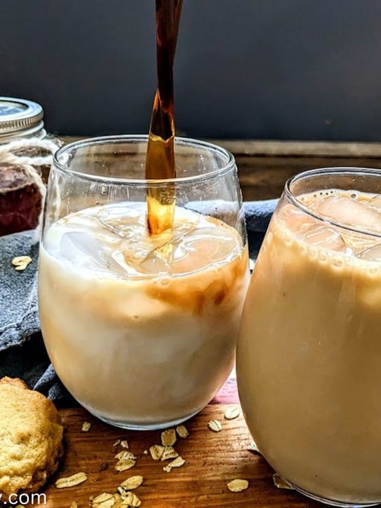 エアラブ4 Lollipop Oat Latte Pop & Bottle Vanilla Oat Milk Latte w/Collagen Same-Day