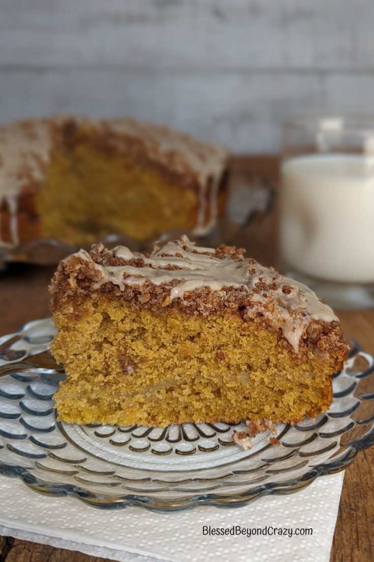 Horizontal view of cake showing ribbon of applesauce